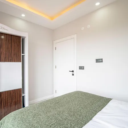 Modern With Shared Pool In Aksu أنطاليا