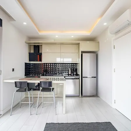 Modern With Shared Pool In Aksu شقة *